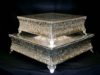 silver-square-cake-risers